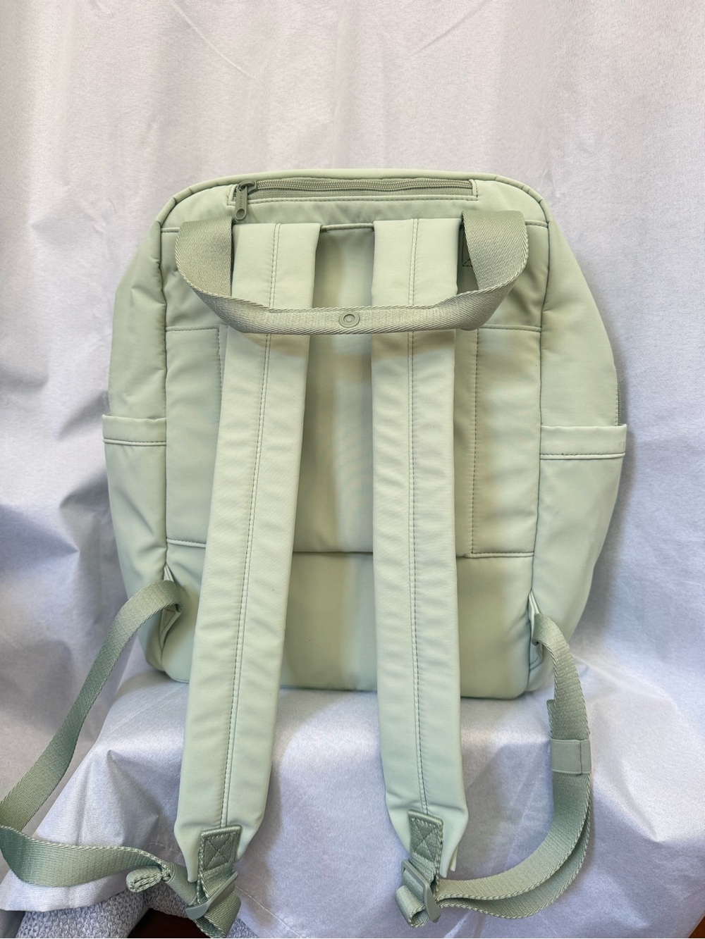 Calpak connect Laptop Backpack in limited edition color Meadow - Picture 2 of 6